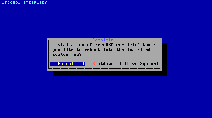 Menu showing that the installation has finished and asking whether to reboot the system or access the Live CD.
